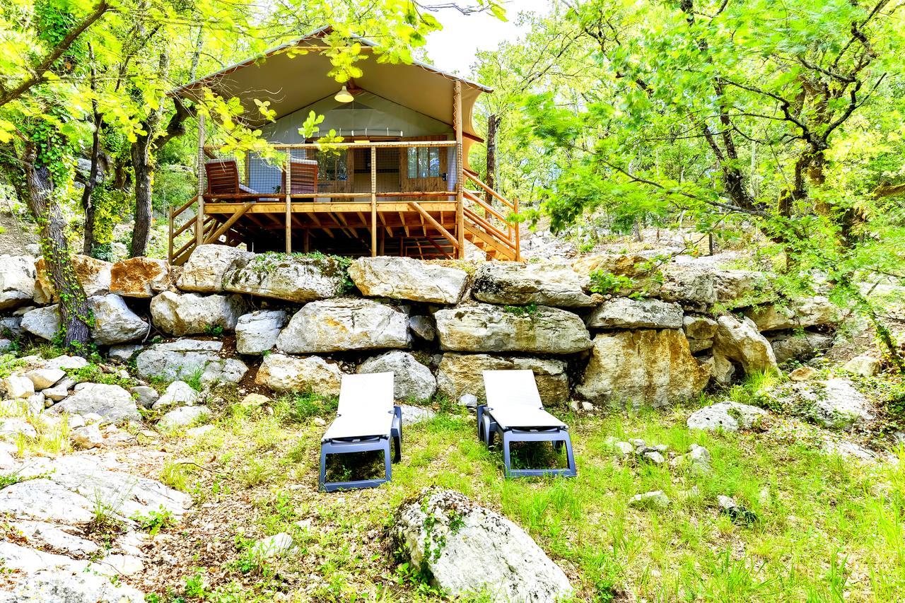 Cabanes Lodges Le Serviere Balazuc Oda fotoğraf